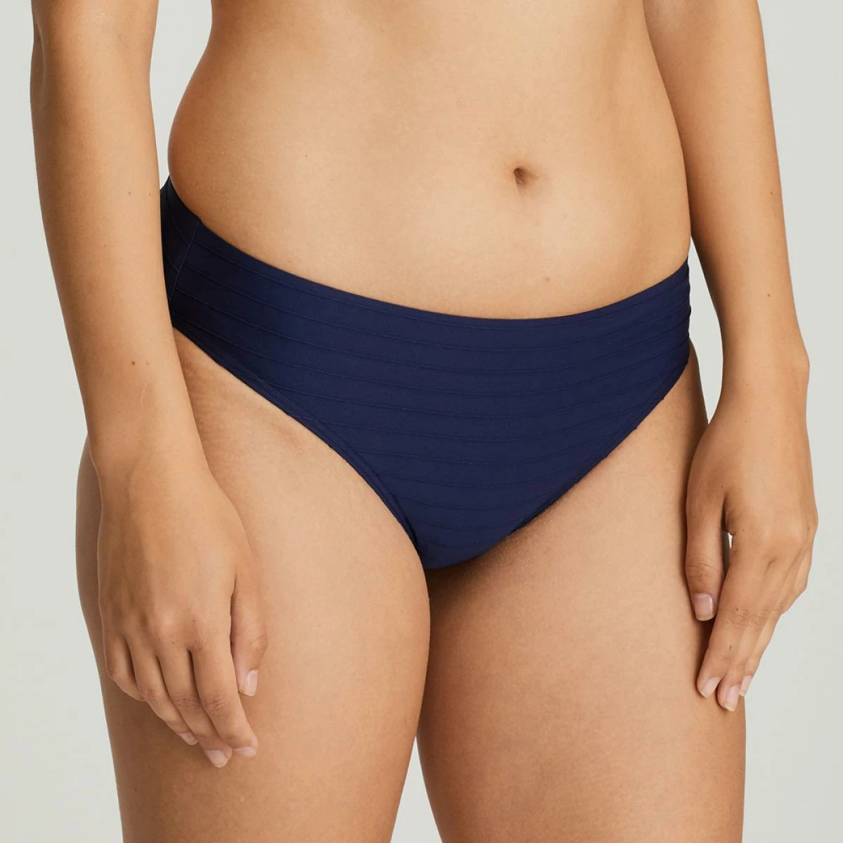 Culotte De Bain Classique Bleue 5 Culotte De Bain Classique Bleue – Image 3